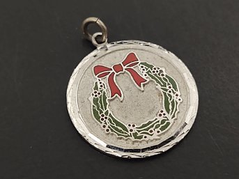 VINTAGE STERLING SILVER ENAMEL CHRISTMAS WREATH CHARM FOR CHARM BRACELET