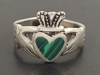 VINTAGE STERLING SILVER MALACHITE IRISH CLADDAGH RING