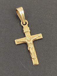 VINTAGE 14K GOLD CRUCIFIX CROSS PENDANT