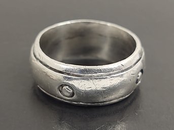 VINTAGE MEXICAN STERLING SILVER DOT BAND RING