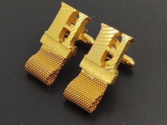 VINTAGE GOLD TONE LETTER 'H' CUFFLINKS