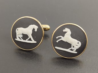 VINTAGE WEDGWOOD JASPERWARE HORSES CUFFLINKS