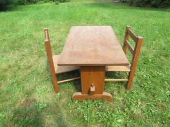 Children's Wood Table With 2 Chairs
