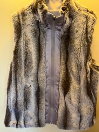 Reversible Ladies Faux Fur Vest - Size Medium, VG Condition