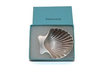 Tiffany & Co. Sterling Silver Shell Footed Dish Bowl In A Box - 36 Grams