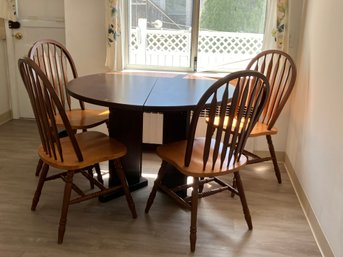 Table With Extender And 5 Chairs