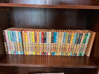 Amazing 35 Book Happy Hollisters Hardcover Books!!