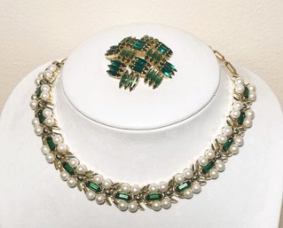 Gorgeous Green Vintage Crystal Choker By Lisner And Brooch From Austria