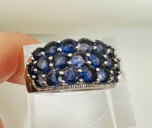 PRETTY STERLING SILVER TANZANITE COLOR GLASS TRIPLE ROW DOME RING