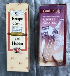 New Boxed Cooks Club Cheese Grater & Rolling Pin Recipe Card Holder With Cards