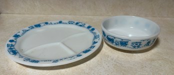 Pristine & Rare Childs Pyrex