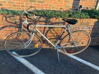 Top End Vintage 1976 FUJI 'MONTEREY' TOURING Racing Bike- Very Clean  NO SHIPPING