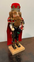 A Nutcracker Village Nutcracker King With Original Box