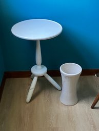 Entryway Table And Umbrella Vase