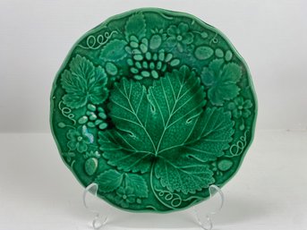 Green Majolica Grape Leaf Pattern Plate