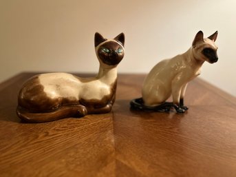 Porcelain Siamese Cats