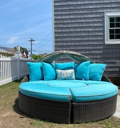 Frontgate Baleares Daybed In Bronze With Cushions Pillows And Canopy*