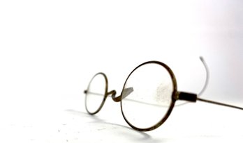 Antique Pair Of Wire Rimmed Spectacles