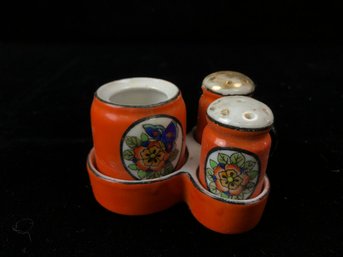 Floral Painted Shaker Set Made In Japan