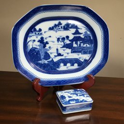 Three (3) Piece BLUE CANTON Pieces By Mottahedeh Two Platters And Covered Box - By Vista Alegre - Nice !