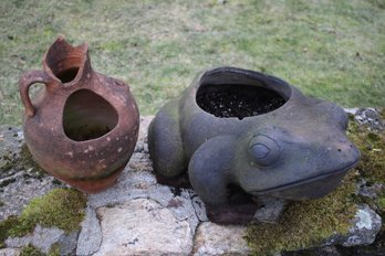 Ceramic Frog And Terra Cotta Urn Garden Decorations