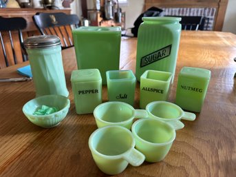 Miscellaneous Jadeite Lot