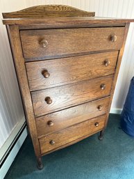 Beautiful 5 Drawer Oak Dresser On Legs With Backsplash