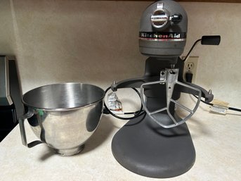 Kitchen Aid Pro 6 Mixer