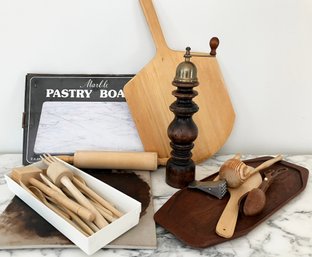 A Marble Pastry Board, Italian Pizza Peel And More Fine Cooking Accessories