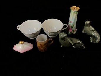 Tea Cups, Seal Shakers, Bud Vase Lot