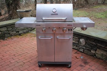 Charbroil Propane Gas Outdoor Grill With Extras