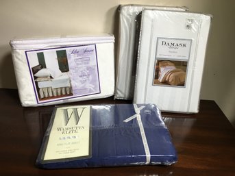 High Quality Assorted Bed Linens - Full Duvet Sheet Sets - Two Other Duvets & More - ALL BRAND NEW - WOW !