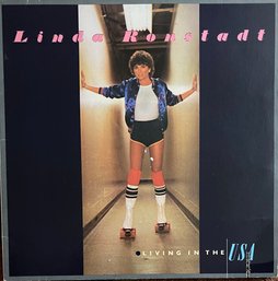 LINDA RONSTADT - LIVING IN THE USA - 6E-155 - LP Record - VERY GOOD PLUS CONDITION W/ Lyric Sleeve