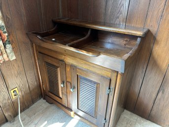 Dry Sink With Trap Door