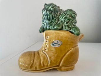 Mid Century SylvaC Green Kittens In Yellow Boot Figure #4977, Made In England