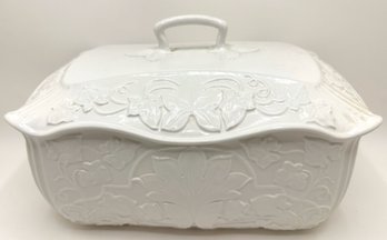 Villa Verde Kari Walmsley Large Porcelain Bread Box