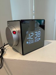 Projection Alarm Clock Sony Radio Cube