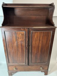 19TH CENTURY MAHOGANY CABINET