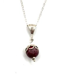 Vintage Sterling Silver Ornate Burgundy Bead Pendant Necklace