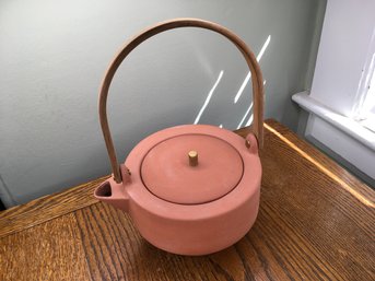 VINTAGE DANISH STILLEBEN FOR SKAGERAK EDGE LINE MINIMALIST MODERN TERRACOTTA CERAMIC & TEAK TEA POT