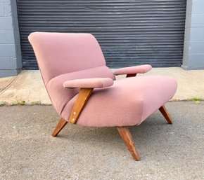 1950s Mauve Scoop Lounge Chair