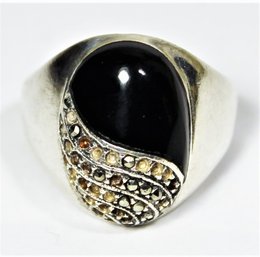 Sterrling Silver Black Onyx Marcasite Ring (missing Some Stones) Size 7.5