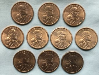 Lot Of 10 U.S. Gold Tone Sacagawea Dollar Coins. 2000-P Philadelphia Mint Indigenous Memorial Coin Design