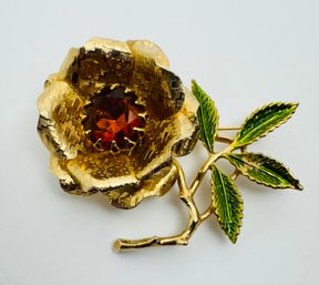 VINTAGE SIGNED SARAH COV GOLD TONE ENAMELED AMBER RHINESTONE BROOCH