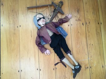 VINTAGE IMPRESSIVE HAND-CRAFTED PROFESSIONAL TREASURE ISLAND 'BLIND PEW' CHARACTER MARIONETTE