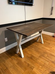 Expandable Cross Legged Table