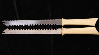 SET OF 2 QUIKUT MADE IN THE USA STAINLESS CUTTING 16' KNIVES