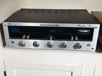 Very Nice Vintage MARANTZ 2215B Stereophonic Receiver - Super Clean - Powers Up Fine - All Looks Good