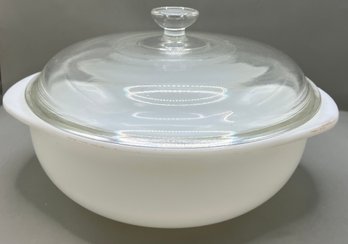 Pyrex White Casserole Dish With Lid