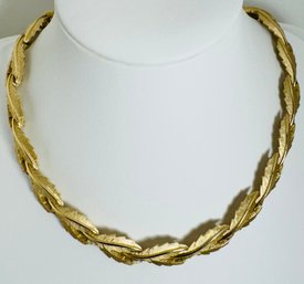 VINTAGE SIGNED TRIFARI GOLD TONE TEXTURED LEAF NECKLACE